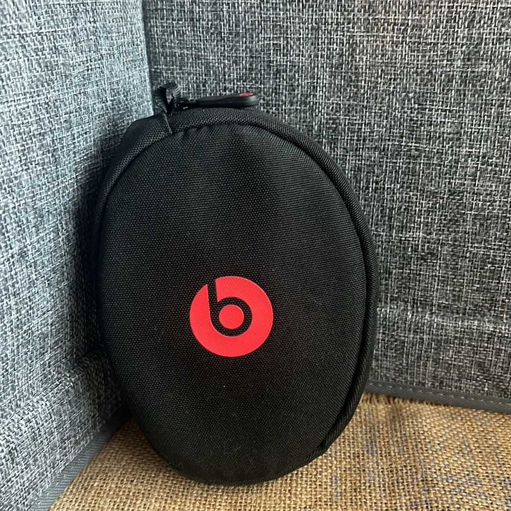 Beats Black Padded Headphone Case
